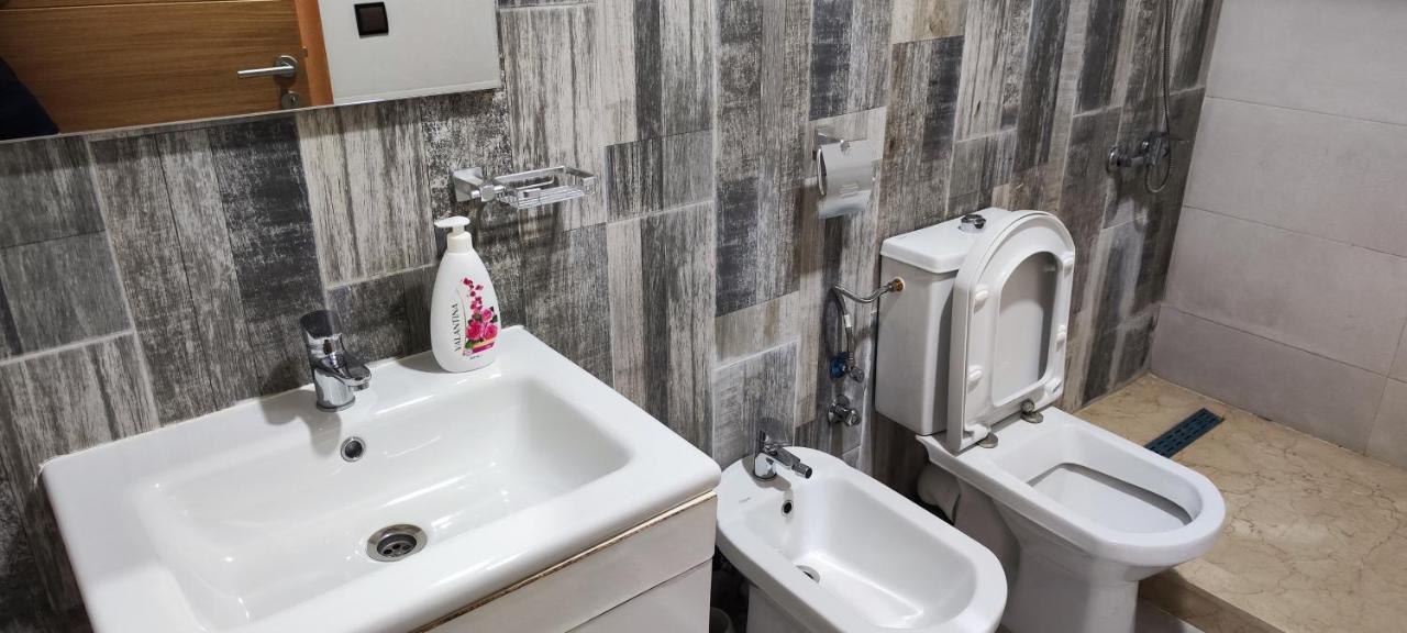 La Rose Bleu 3 Chambre Terrasse طنجة المظهر الخارجي الصورة